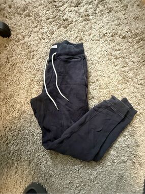 rag & bone black ribbed jogger with white logo tag